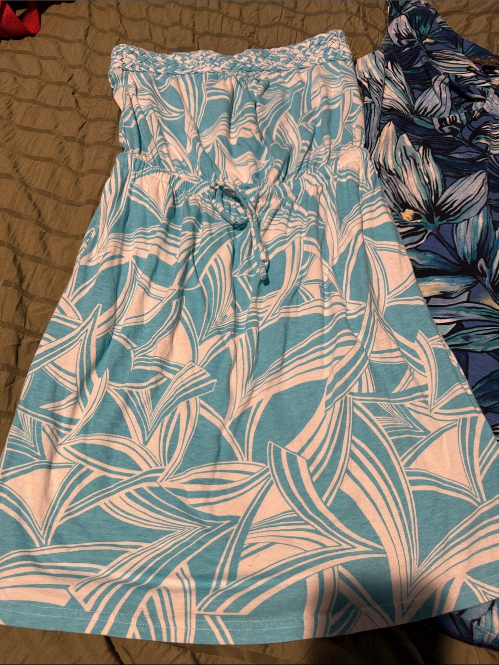 Tommy Bahama dress - Picture 2 of 5